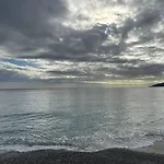 Grekou In The Waves Leonidio