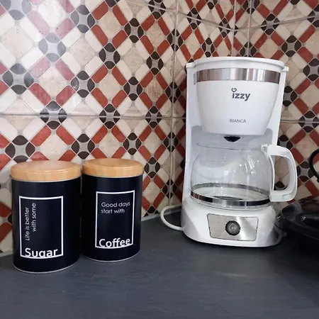 Grekou In The Waves Leonídion