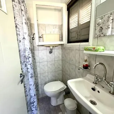 Grekou In The Waves Appartamento Leonídion