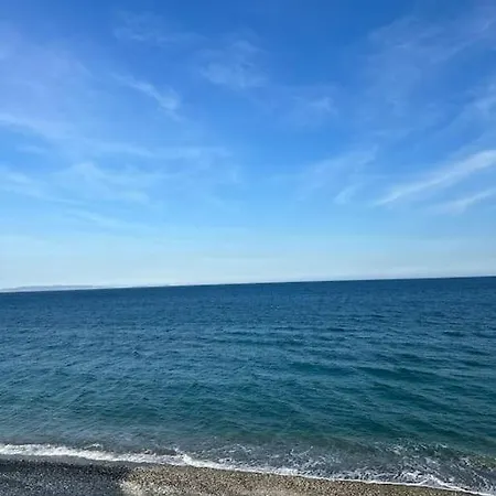 Grekou In The Waves Apartmán Leonídion